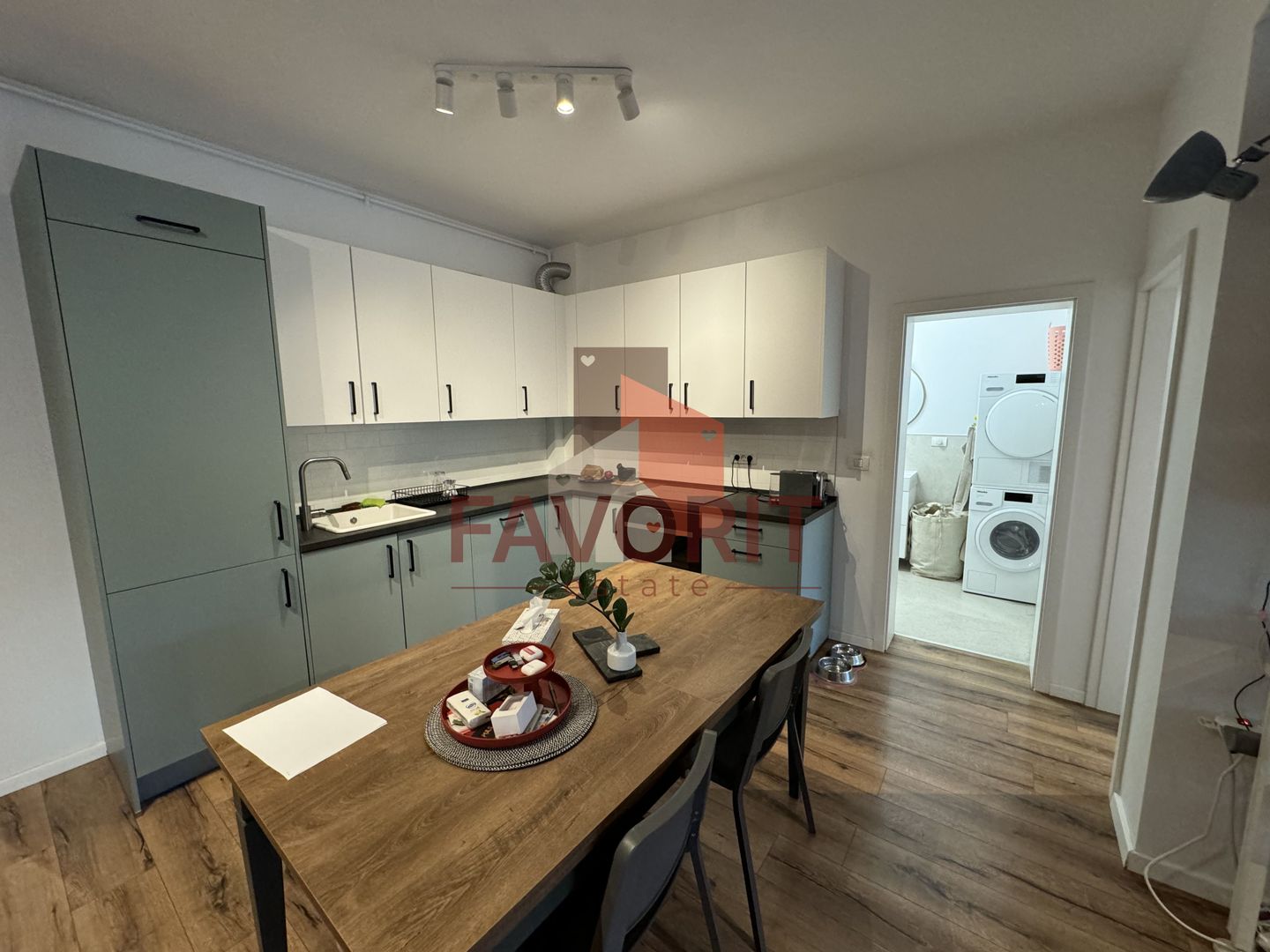 Gradina proprie. Mobilat si utilat. 3 locuri de parcare. Timisoara Aradului - Poză 5