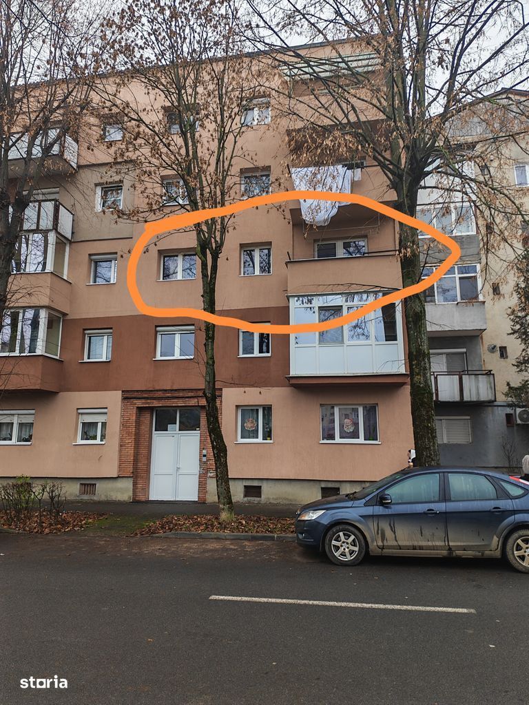 BRASADAS vinde ap 4 cam etaj 2/4 in Micro 17. - Poză 1