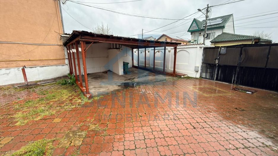 Vila-in-zona-Parcului-Nicolae-Romanescu-curte-mare-doua-constructii - Poză 2