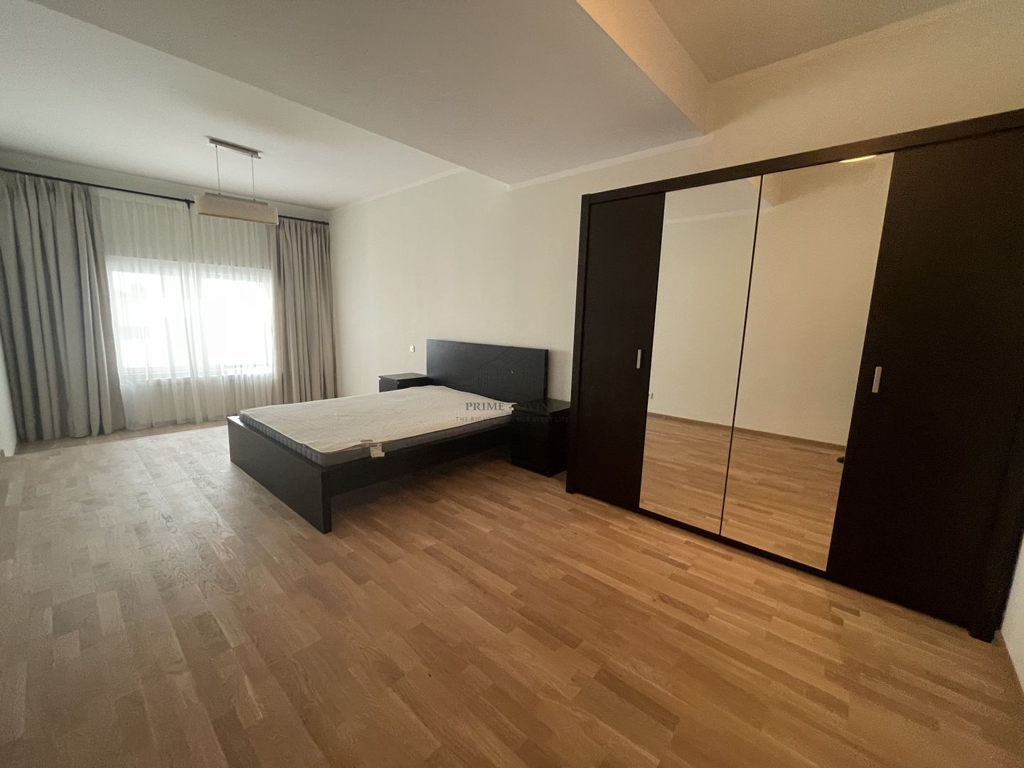 APARTAMENT SUPERB CU 3 DORMITOARE LA INCHIRIERE LANGA PARC HERASTRAU - Poză 22