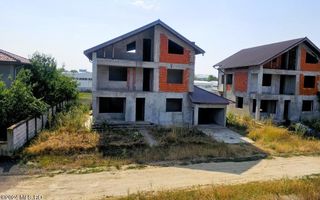 Pantelimon - Padurea Cernica, Vila 4 dormitoare, 3 bai, teren 420 mp - Poză 1