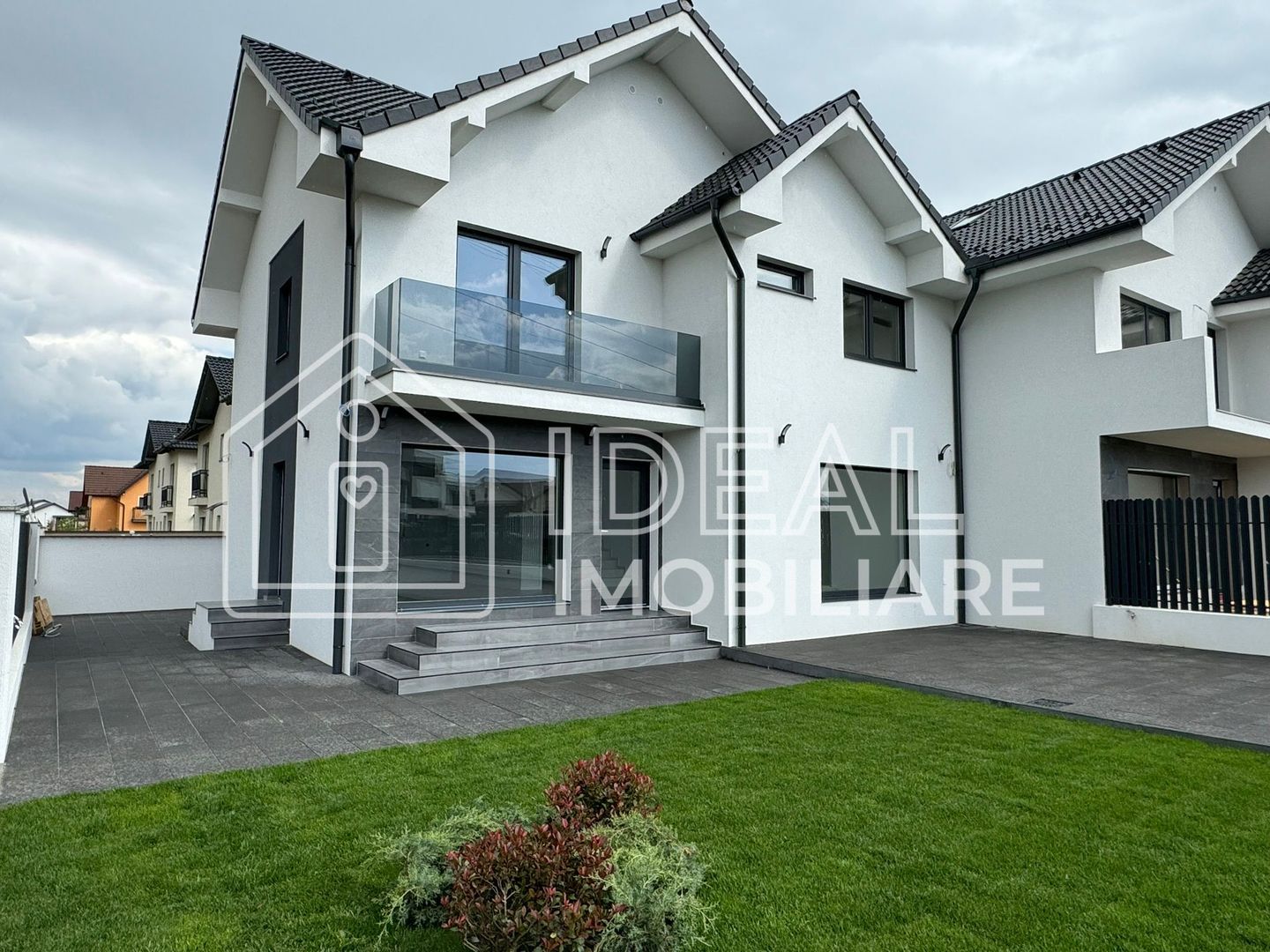 Casa cu 4 camere si 470 de mp de curte, in Cartierul Arhitectilor - Poză 1