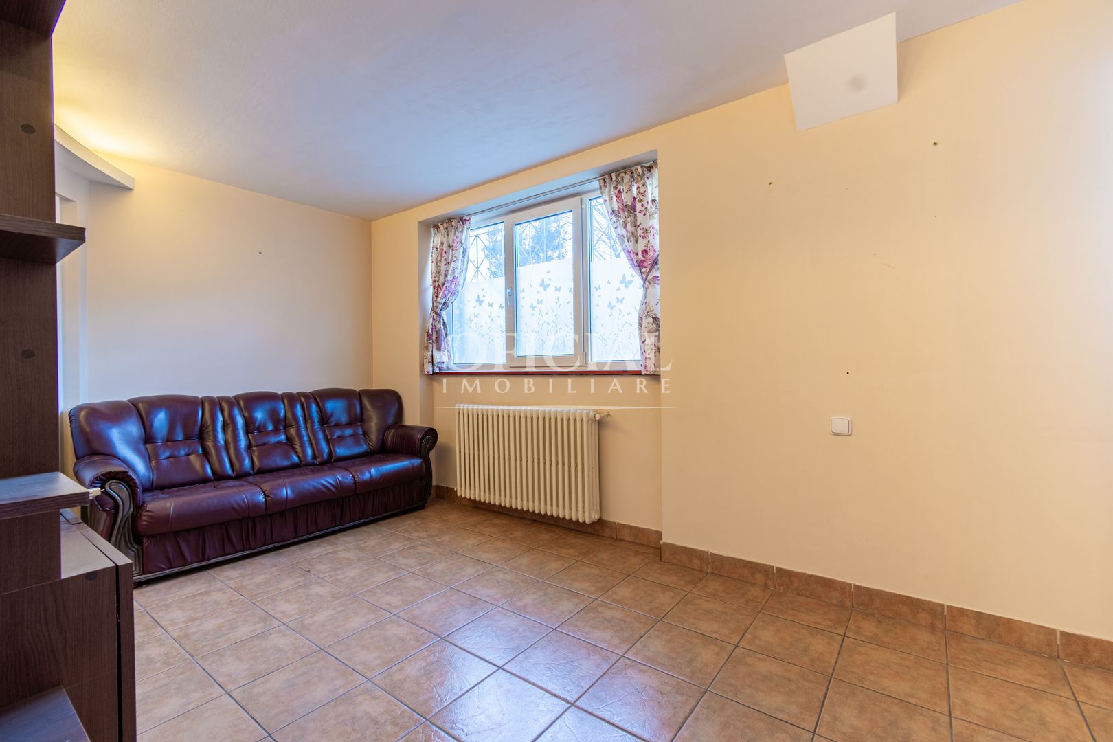 Spatiu Birouri | Salon | Asigurari | Parcare | Zona Pta. Mihai Viteazu - Poză 5
