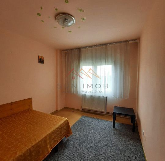 Apartament 3 camere, decomandat, ultracentral, perioada lunga, Campina - Poză 4