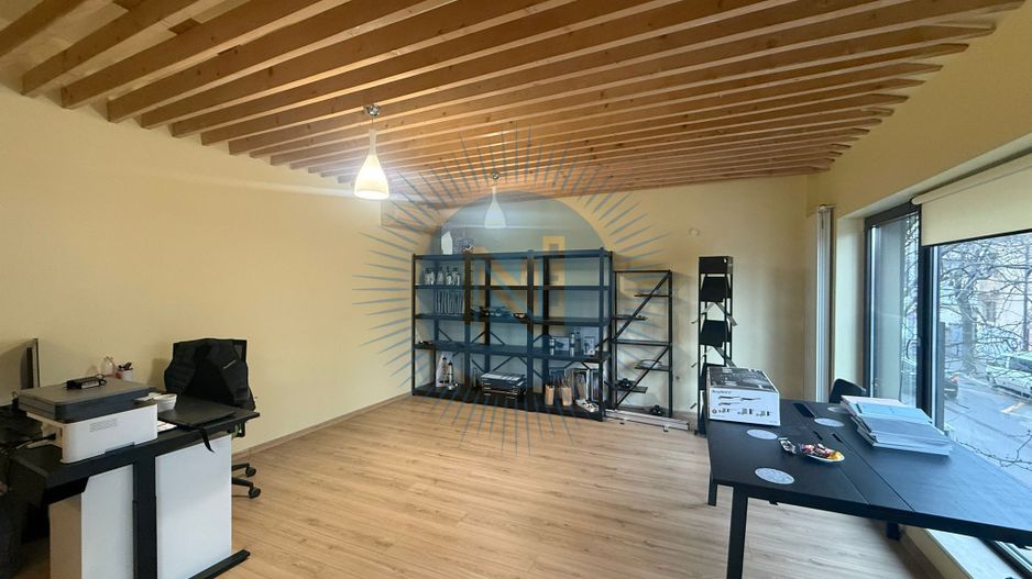 Spatiu comercial /Birouri stradal - Poză 5