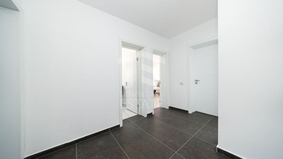 Subcetate|Coresi-Apartament 2 camere 60 mp+loc de parcare - Poză 16