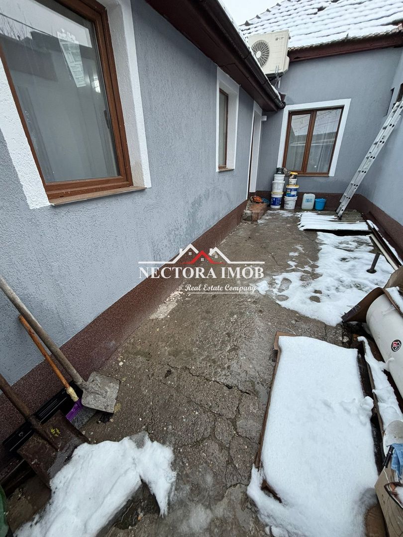 NECTORA IMOB-Casa renovata complet 2+1 camere, 53 mp, Zona Cetatii - Poză 1