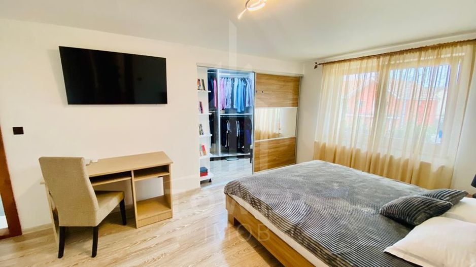 Casă 8 camere de vânzare | zona Terezian - Poză 8