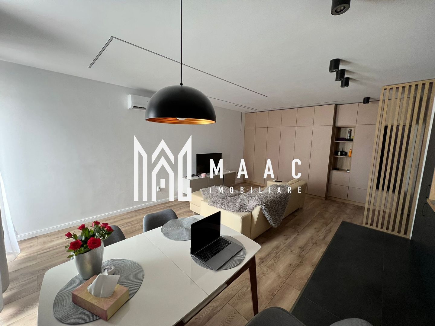 Apartament 2 camere | Garaj | Balcon | Lift | Central - Poză 2