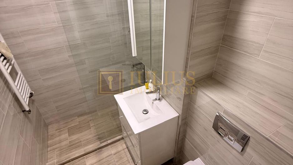 Recent renovat| 2 camere| garaj, et.2| lift| balcon 12 mp. - Poză 22