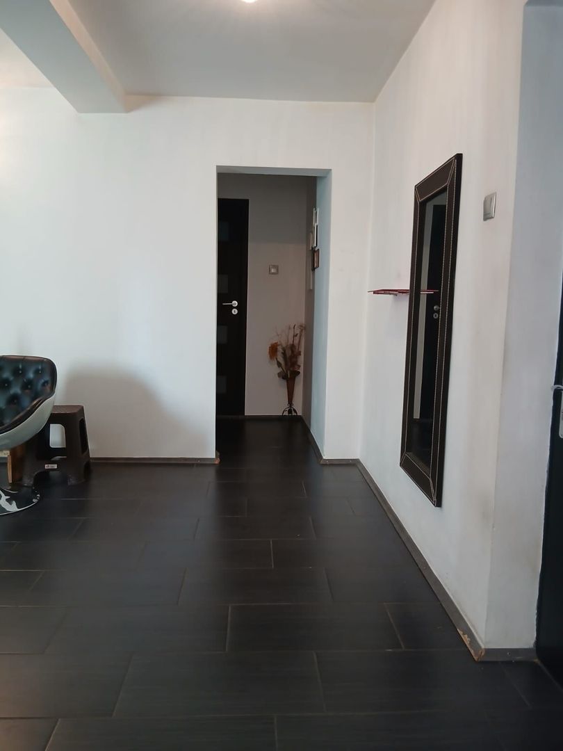 Apartament 3 camere de vanzare Gorjului - Poză 8