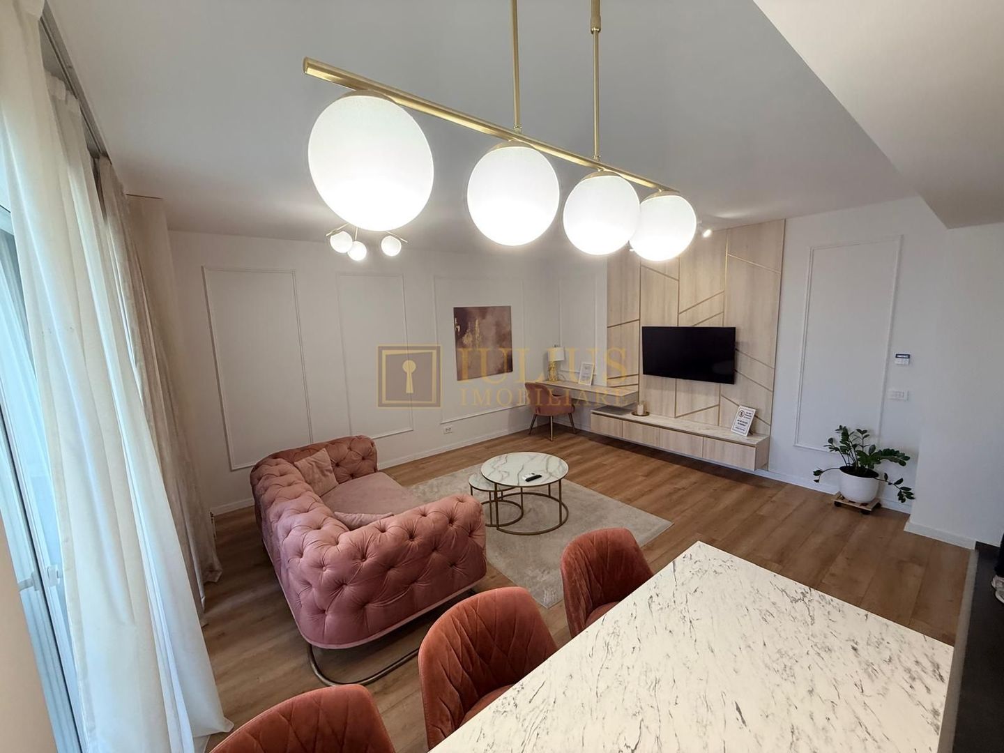 City Of Mara| 2 camere| apartament de lux| balcon deschis| - Poză 2
