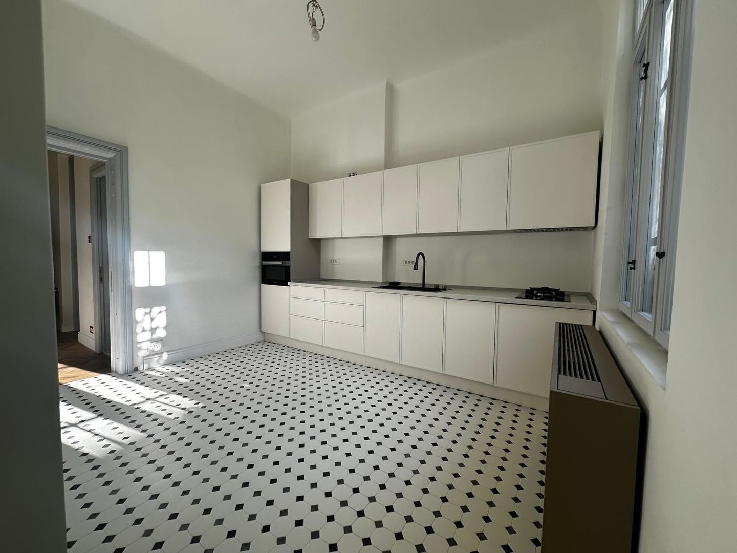 Apartament 5+ demisol Zona Traian - Poză 7