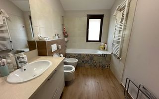 Duplex cu 5 camere de vanzare  în zona Aradului - Poză 30