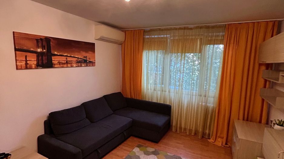 Apartament 3  camere, etaj 2, parcare inclusa, zona Policlinica Titan - Poză 2