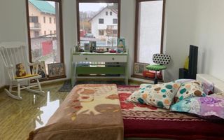 Inchiriere Vila Gavana, langa padure - Poză 1