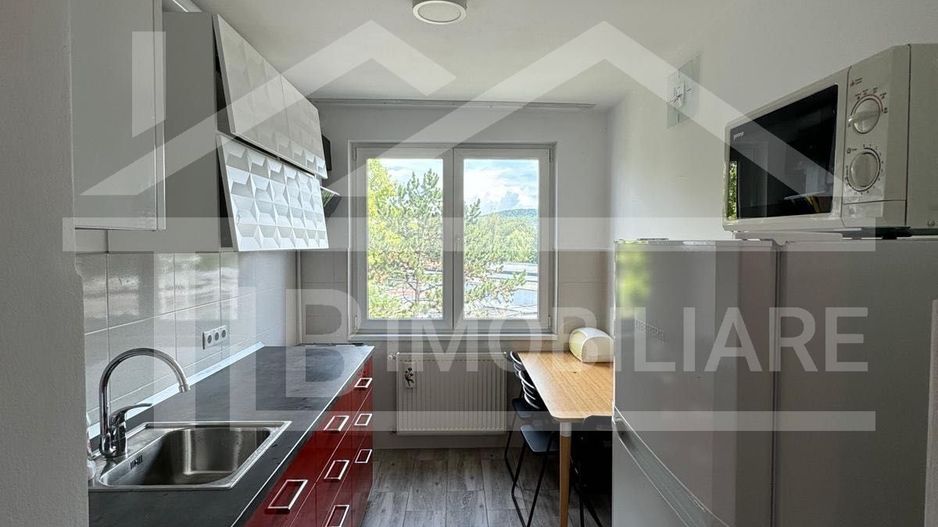 Apartament cu 3 camere, 70 mp, Zona Aleea Carpati - Poză 8