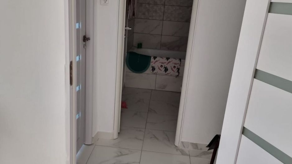 AP. 2 CAMERE RENOVAT, MOBILAT NOU, METROU IN FATA BLOCULUI, COMIS 0% - Poză 7