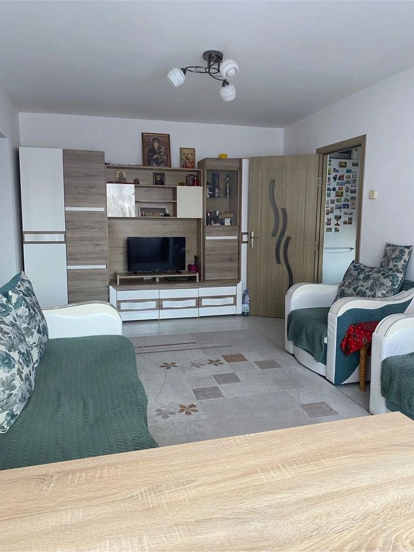 Apartament de vanzare, 2 camere, etaj 2, mobilat, Cetate, Alba Iulia - Poză 1