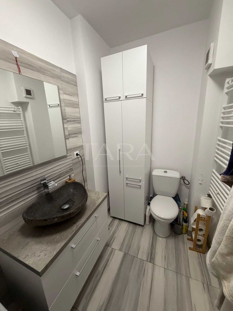 Apartament modern cu terasă generoasă și parcare subterană. - Poză 6