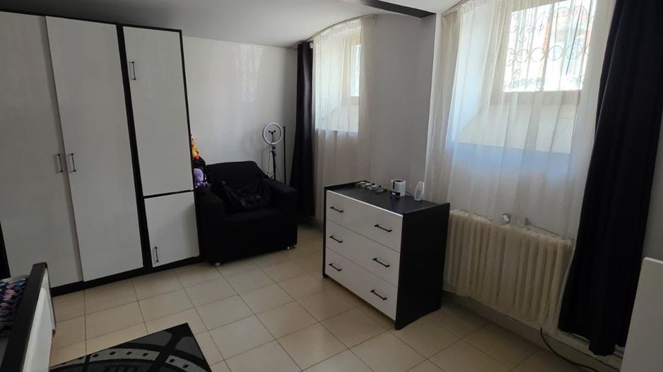 Apartament generos 4 camere la 5 minute de Piața Victoriei - Poză 7
