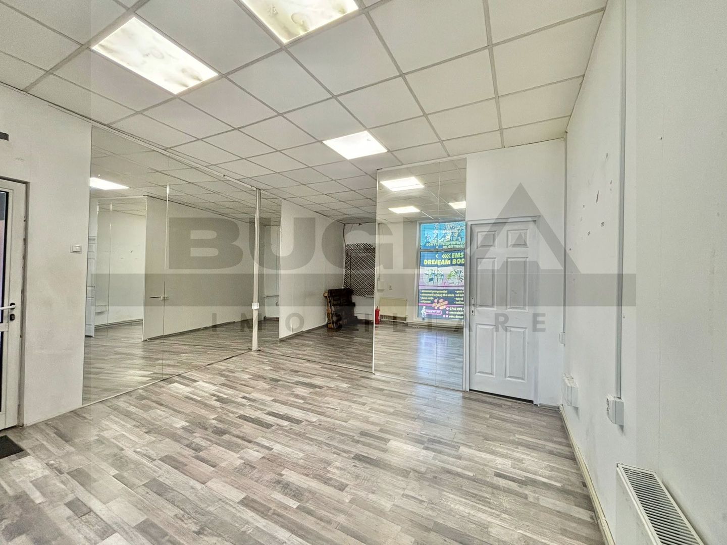 Spatiu de birou 30 mp - Platinia Shopping Center - Poză 1