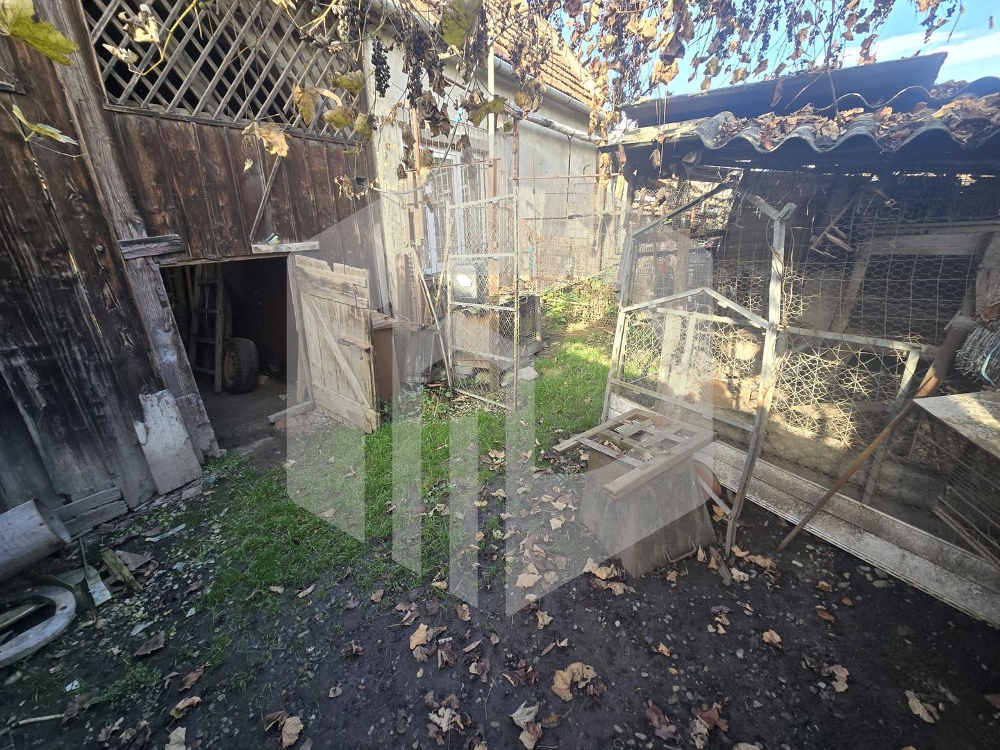 Casa 3 camere 1200 teren Avrig - Poză 8