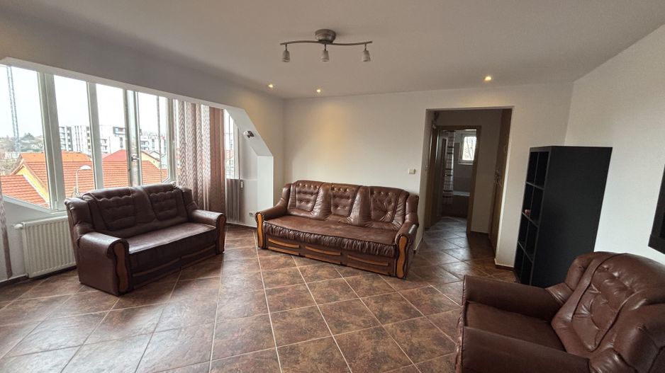 Apartament 3 camere de închiriat zona Aradului - Poză 1