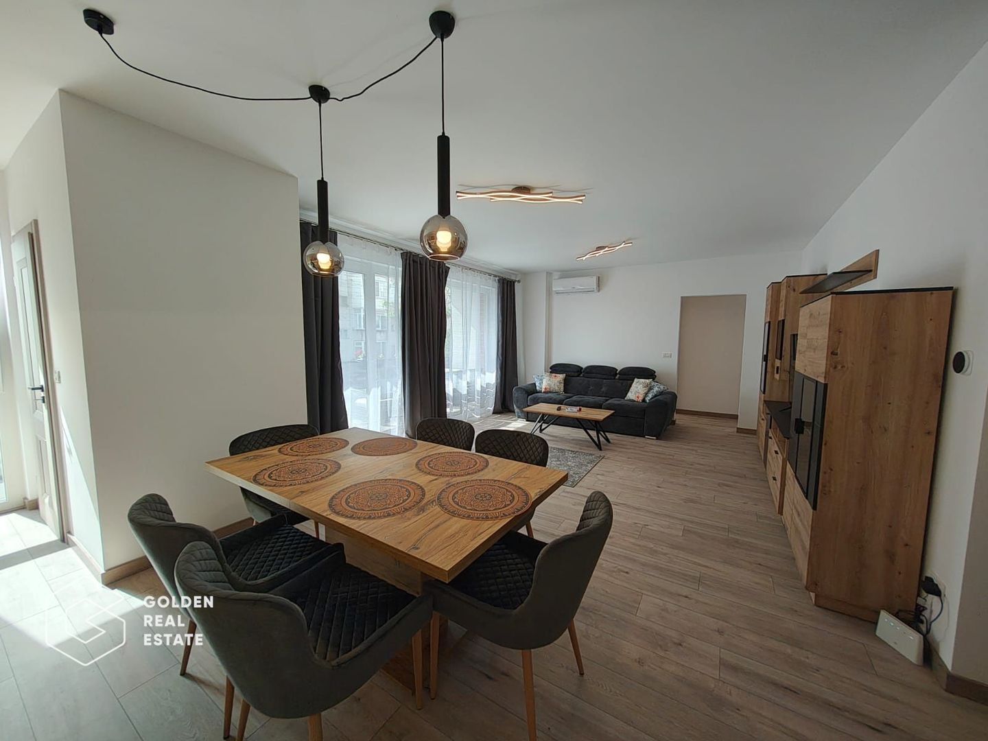 Apartament nou, complet mobilat si utilat, Adora Central - Poză 2