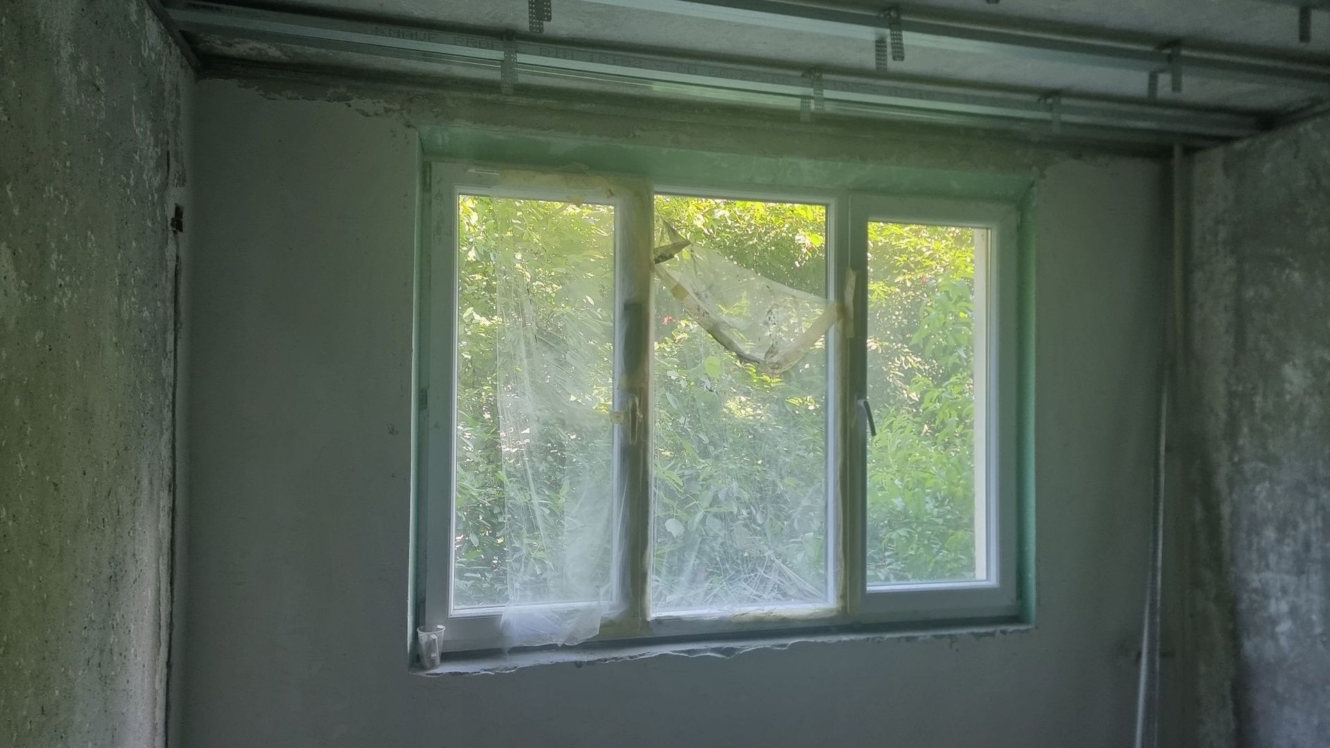 Apartament 4 camere. Etaj 1. Cu parcare. Aleea Dolina - Poză 5