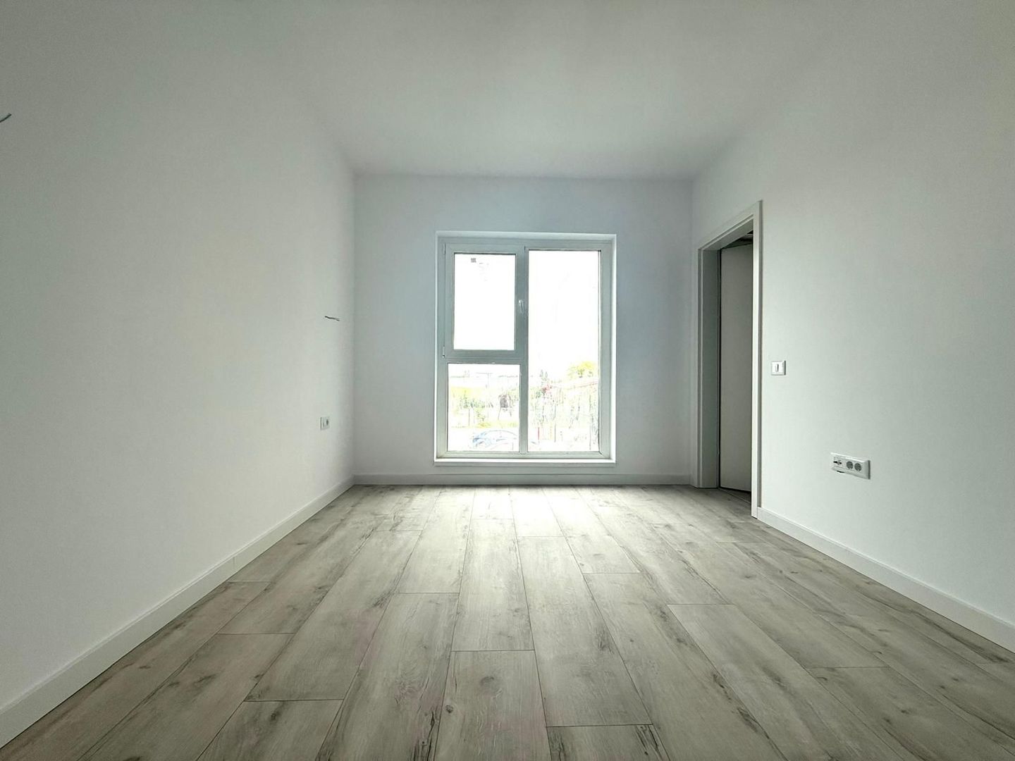 Apartament decomandat 3 camere, 2 bai, etaj 1 in bloc nou! - Poză 3