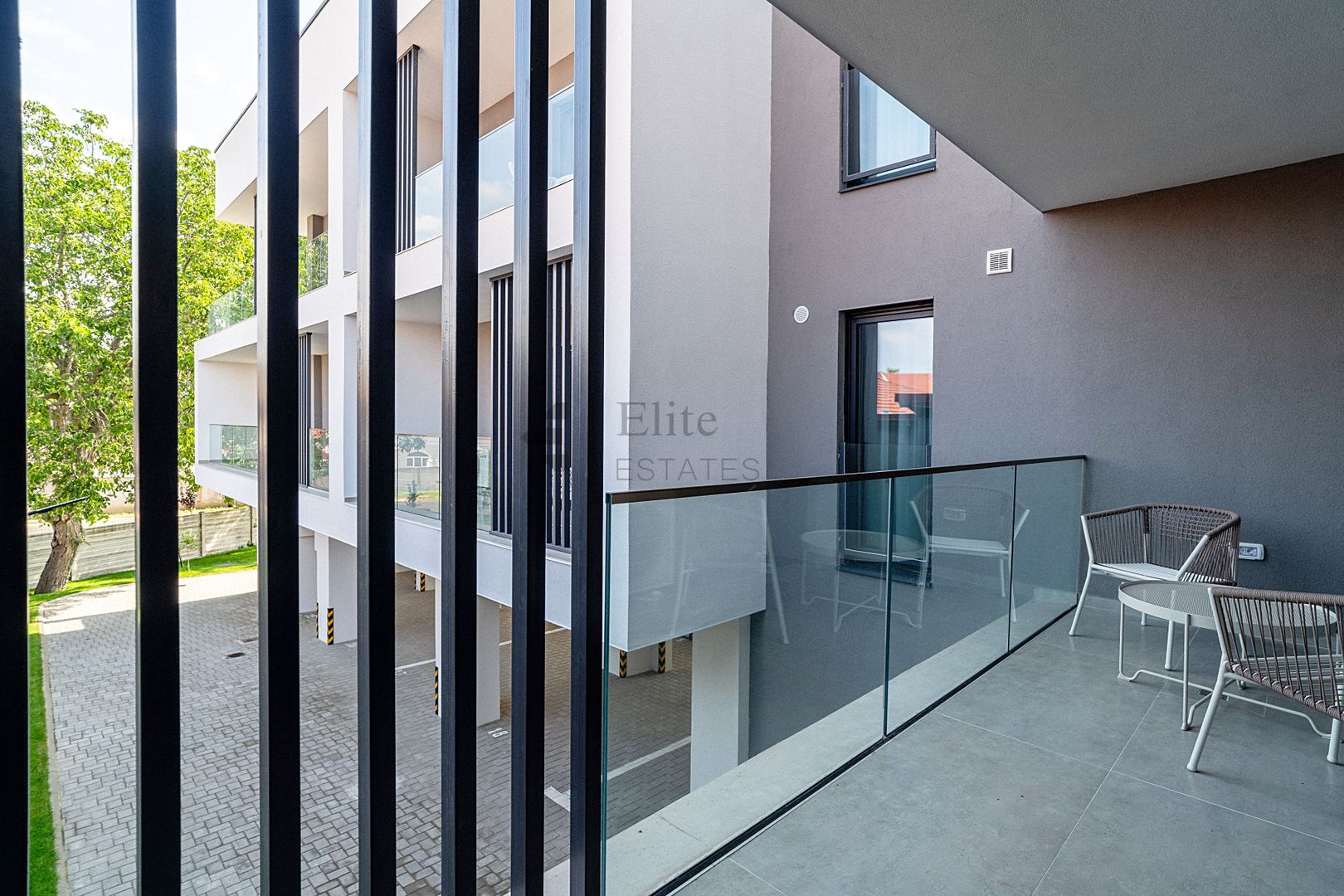 Apartament cu 2 camere de inchiriat EAS Residence Oradea - Poză 8