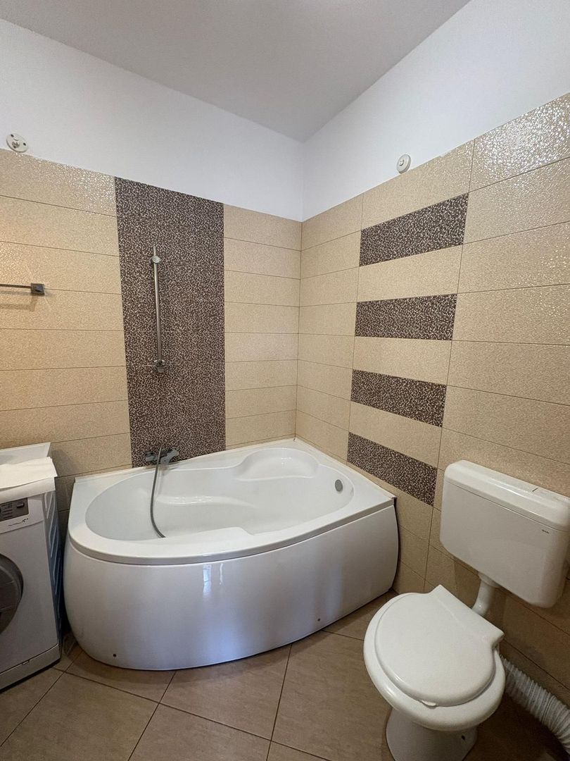 GARSONIERA - PARCARE INCLUSA, BUCATARIE INCHISA, CENTRALA PROPRIE - Poză 6