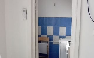 Garsonieră de închiriat în Podul Roș - Palas, Iași, 24 m², mobilată și utilată - Poză 3