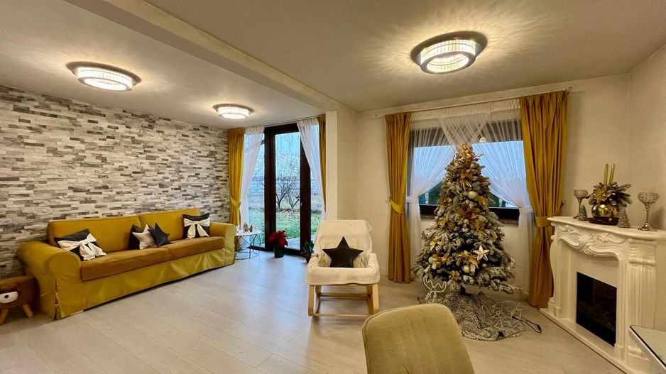 CASA COMPLET UTILATA SI MOBILATA MODERN CU GRADINA | 1100 MP |MARGINEA - Poză 1