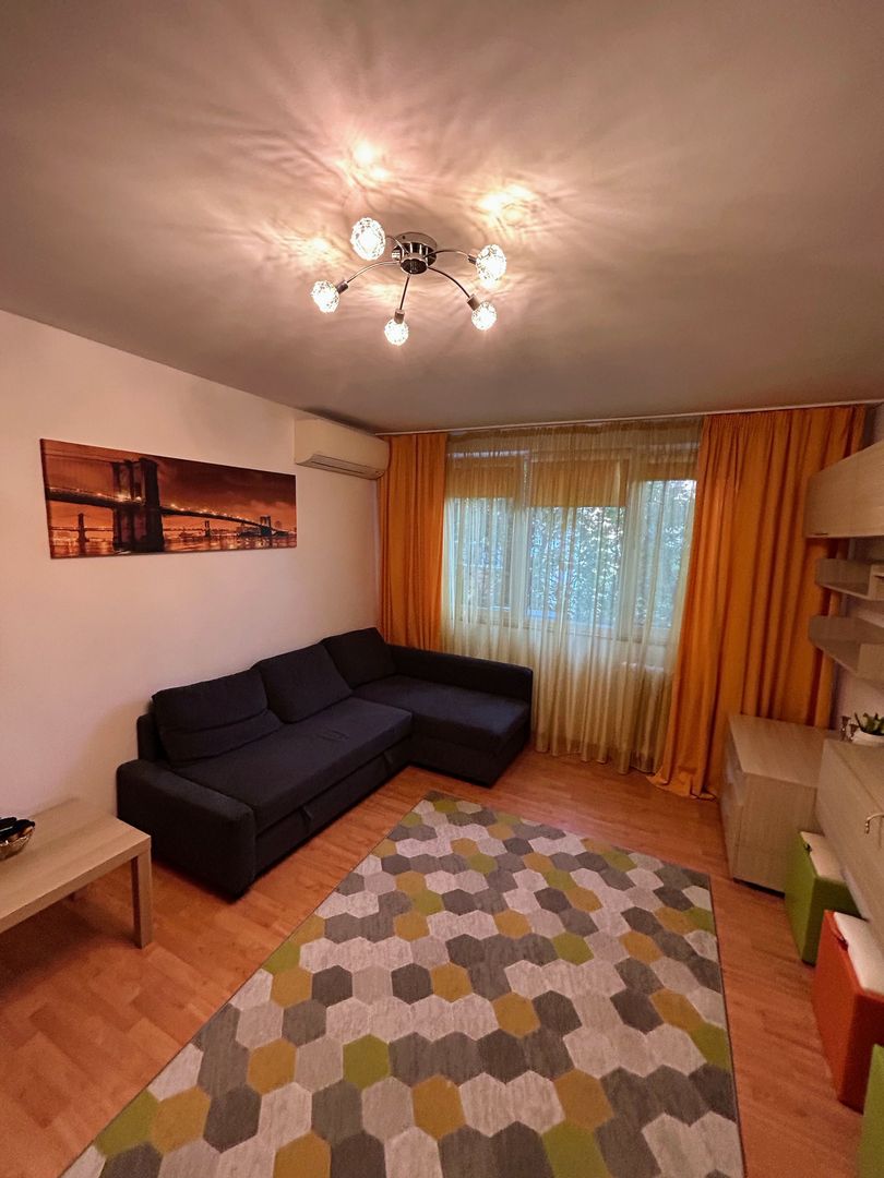 Apartament 3  camere, etaj 2, parcare inclusa, zona Policlinica Titan - Poză 2