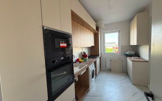 AP. 2 CAMERE- PARCARE, CURTE PROPRIE, CENTRALA, BUCATARIE INCHISA - Poză 6