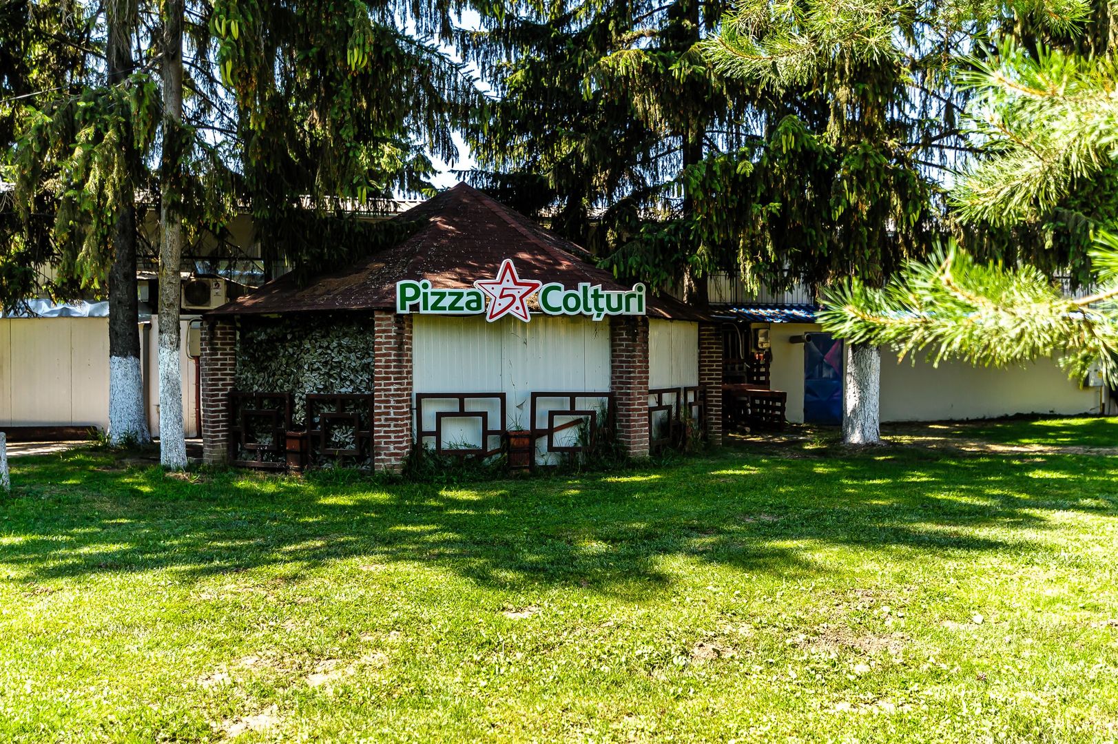 Spațiu comercial situat pe Ștrandul Neptun - Poză 1