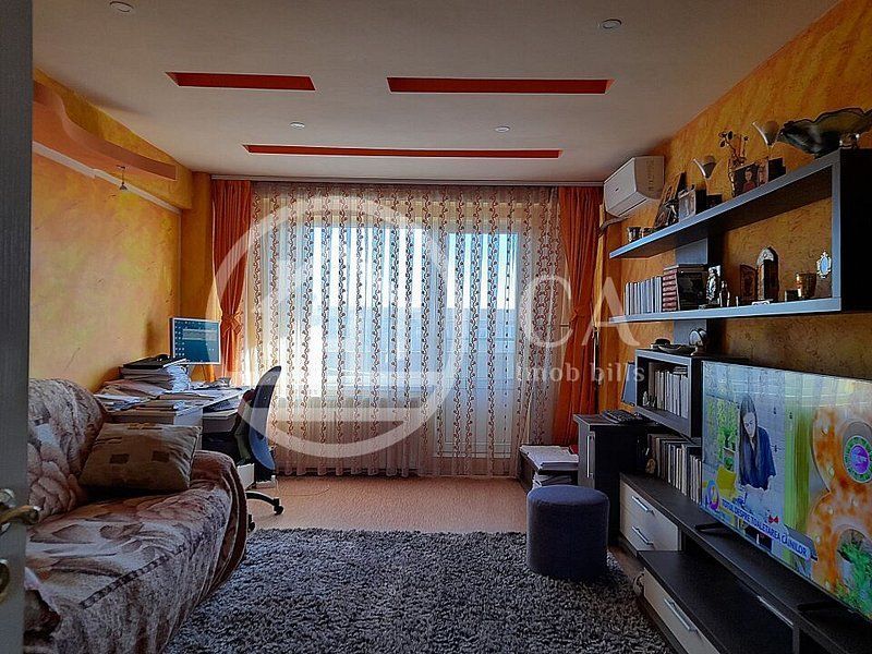 Apartament cu 4 camere de vanzare in Velenta, Oradea - Poză 4