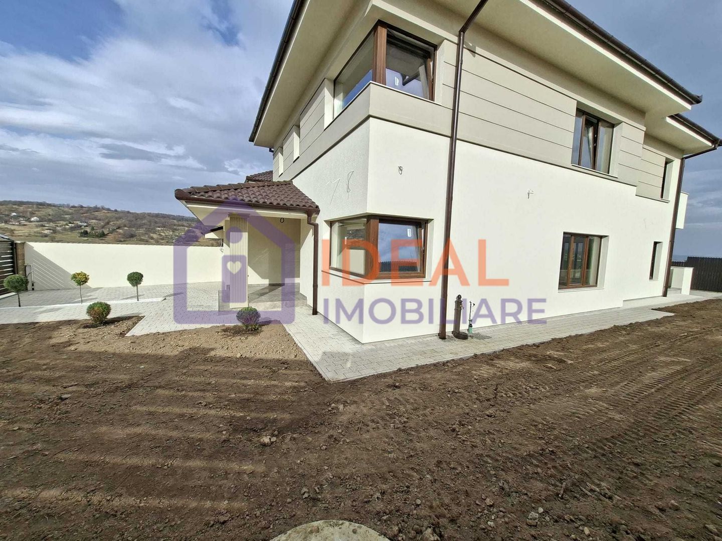 Casa individuala cu teren de 465mp, in Cisnadie - Cisnadioara - Poză 3