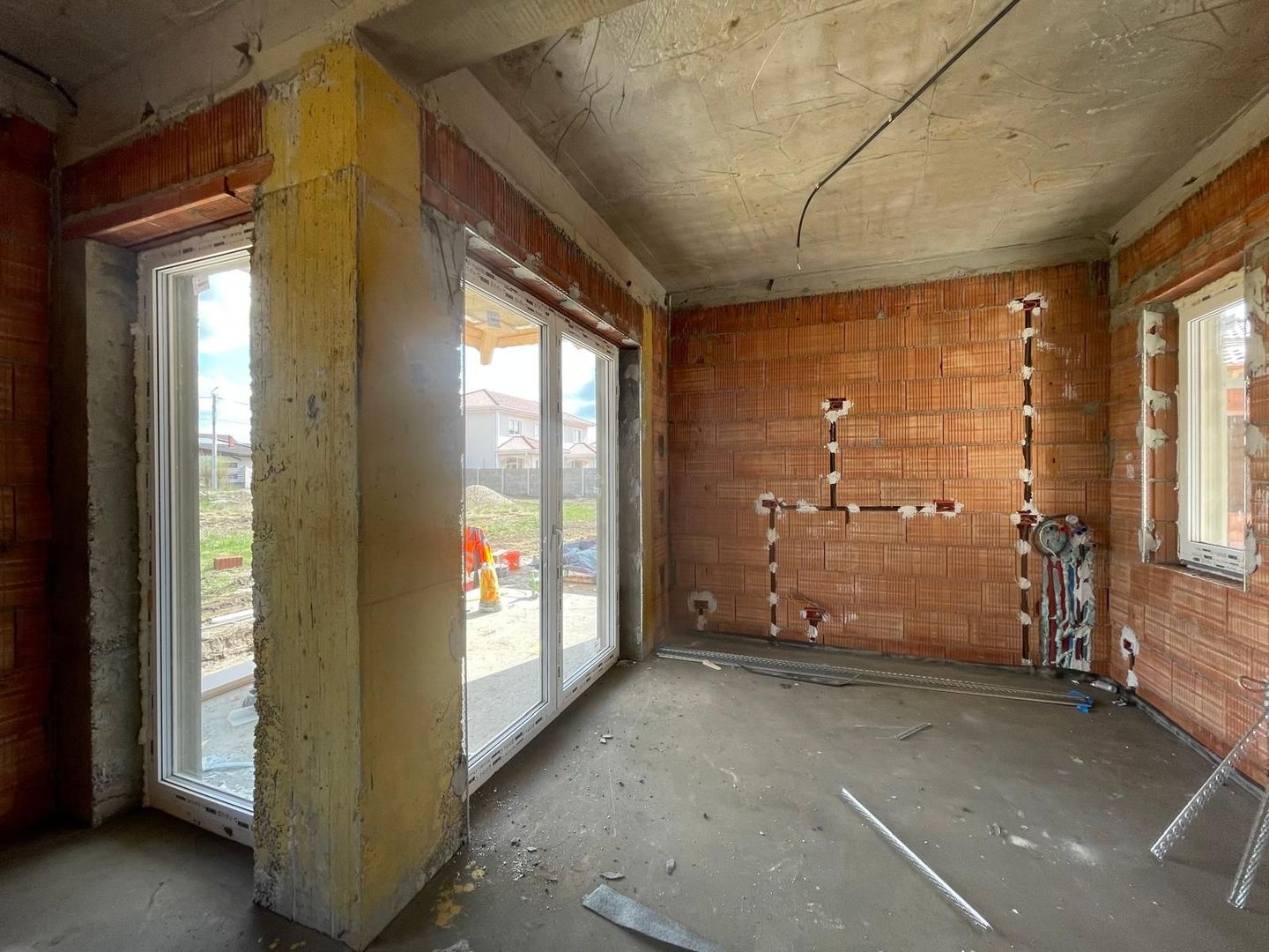 Duplex pe parter - 3 camere - zona Valery - 145.000€ - Poză 4