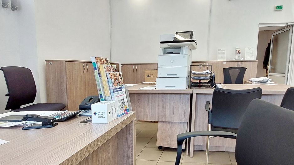 Spatiul comercial 100 mpu str.Sf Vineri colt cu B-dul Corneliu Coposu - Poză 13