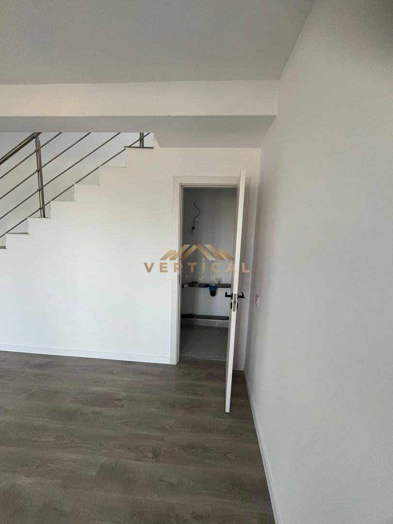 Casă Individuală  P+1 cu 4 Camere și Curte Generoasă Berceni/Ilfov - Poză 5