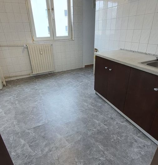 Închiriez apartament 3 camere, nemobilat, Piața Muncii, pentru locuit - Poză 5