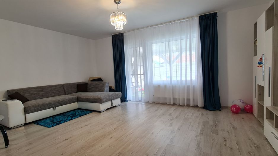 Casa 4 camere mobilata si utilata cartier Izvor Tarlungeni Brasov - Poză 10