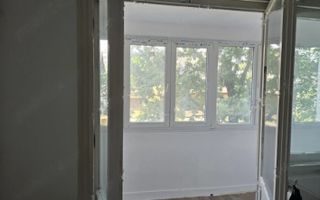 Proprietar, vand ap. 3 camere semidecomandat, Gorjului, et. 3 9 - Poză 3