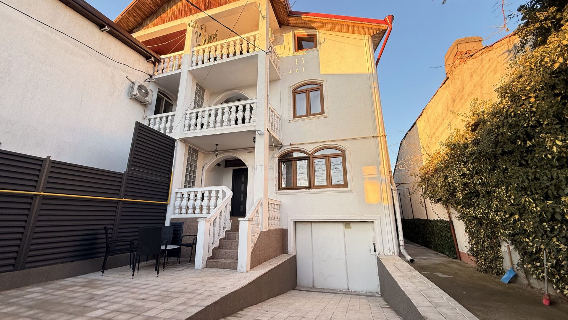 Casa S+P+1+M | 197 mp utili | Curte libera | COMISION 0 - Poză 1