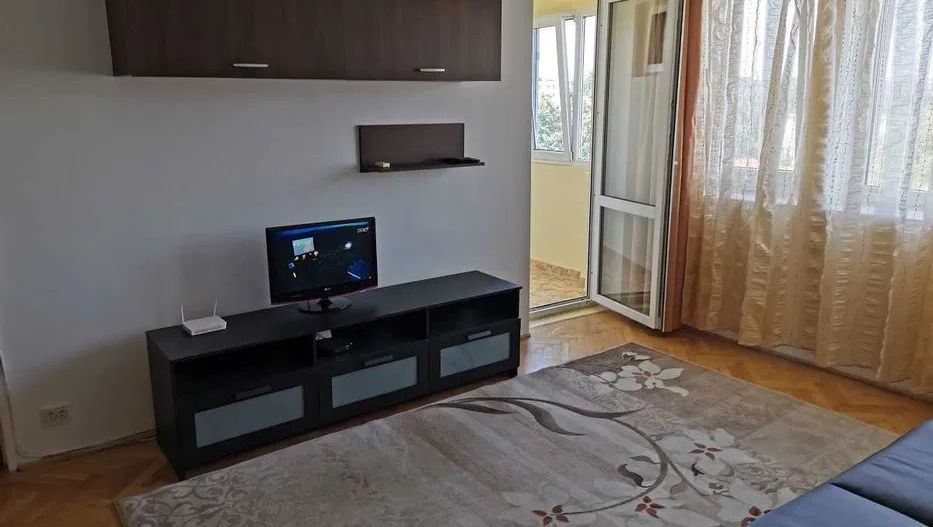 Apartament 2 camere de vanzare Lujerului - Poză 1