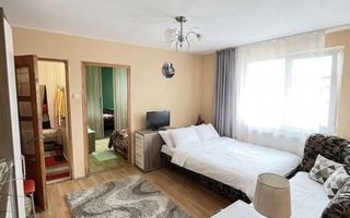Apartament de vânzare - Poză 1