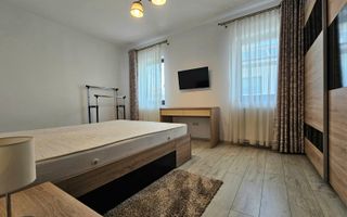 Casa mobilata 4 camere, 2 bai, curte si carport - Poză 11